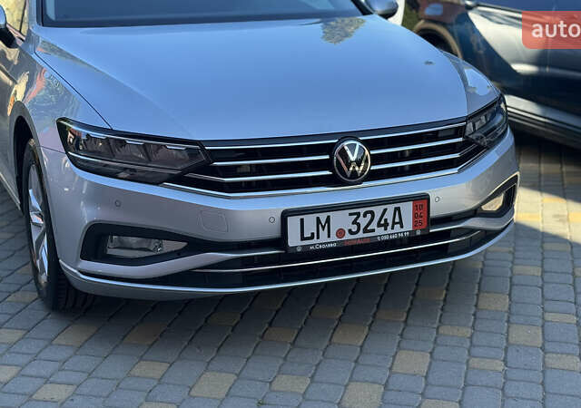 Серый Фольксваген Пассат, объемом двигателя 1.97 л и пробегом 175 тыс. км за 22741 $, фото 15 на Automoto.ua