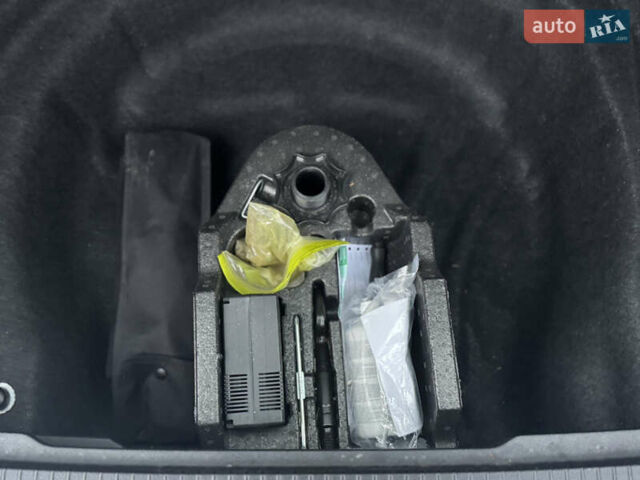 Фольксваген Пассат 2021 в Стрые на Automoto.ua Серый Фольксваген Пассат, объемом двигателя 1.97 л и пробегом 190 тыс. км за 19999 $, фото 52 на Automoto.ua