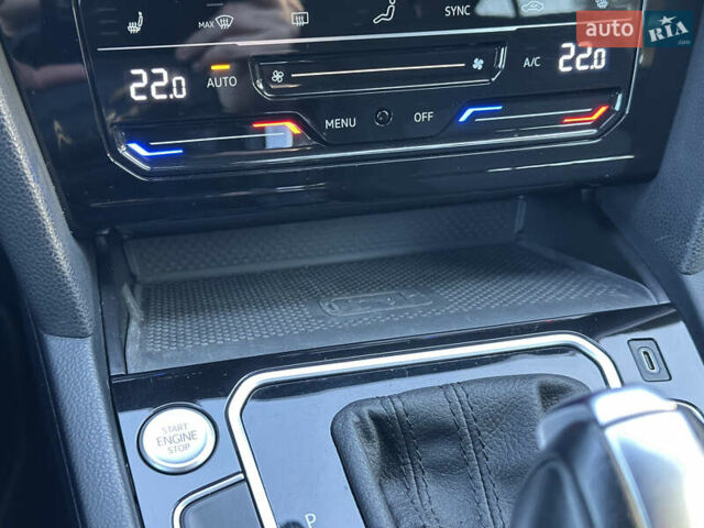 Серый Фольксваген Пассат, объемом двигателя 2 л и пробегом 208 тыс. км за 21999 $, фото 88 на Automoto.ua