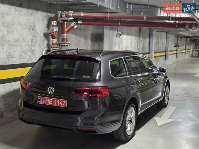 Сірий Фольксваген Пассат, об'ємом двигуна 2 л та пробігом 179 тис. км за 22990 $, фото 39 на Automoto.ua