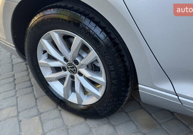 Серый Фольксваген Пассат, объемом двигателя 1.97 л и пробегом 175 тыс. км за 22741 $, фото 51 на Automoto.ua