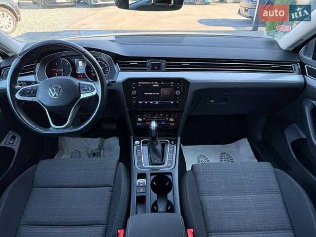 Серый Фольксваген Пассат, объемом двигателя 1.97 л и пробегом 179 тыс. км за 20900 $, фото 45 на Automoto.ua