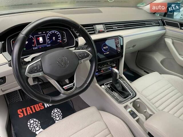 Серый Фольксваген Пассат, объемом двигателя 1.97 л и пробегом 156 тыс. км за 24300 $, фото 13 на Automoto.ua