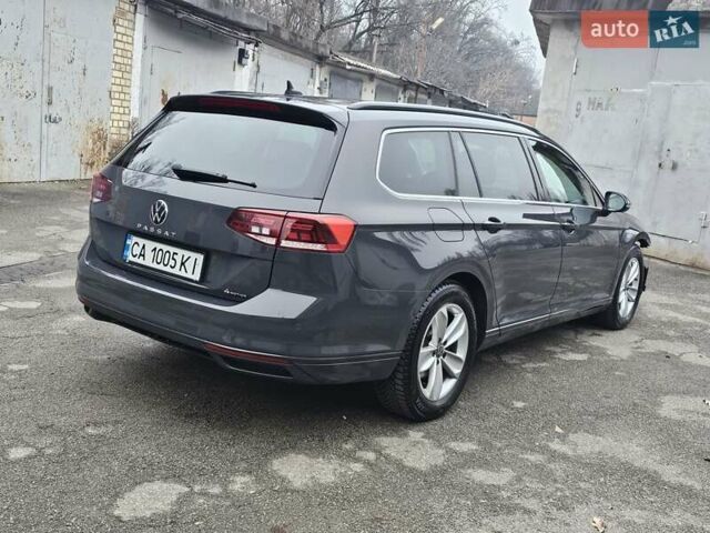 Серый Фольксваген Пассат, объемом двигателя 1.97 л и пробегом 220 тыс. км за 18500 $, фото 8 на Automoto.ua