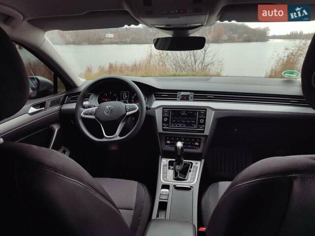 Серый Фольксваген Пассат, объемом двигателя 1.97 л и пробегом 210 тыс. км за 20000 $, фото 34 на Automoto.ua