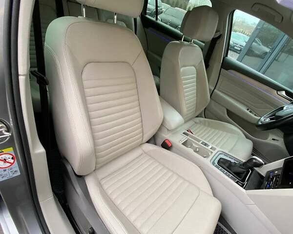 Серый Фольксваген Пассат, объемом двигателя 1.97 л и пробегом 156 тыс. км за 24300 $, фото 35 на Automoto.ua