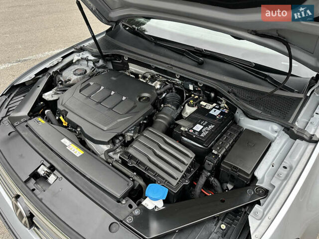 Серый Фольксваген Пассат, объемом двигателя 2 л и пробегом 181 тыс. км за 26699 $, фото 128 на Automoto.ua