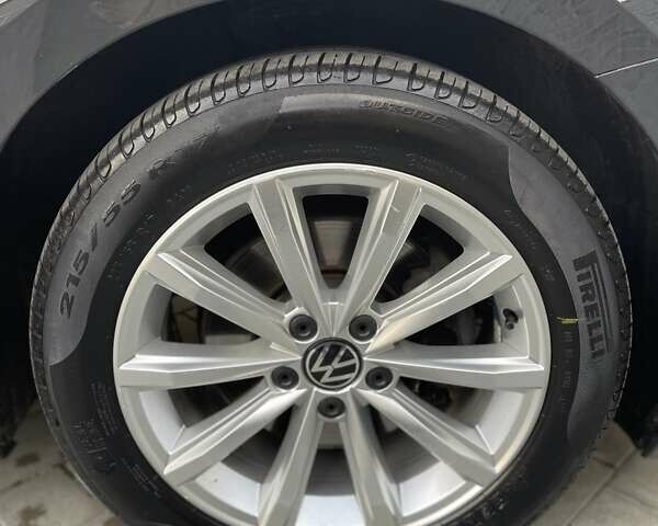 Серый Фольксваген Пассат, объемом двигателя 1.97 л и пробегом 180 тыс. км за 24999 $, фото 11 на Automoto.ua