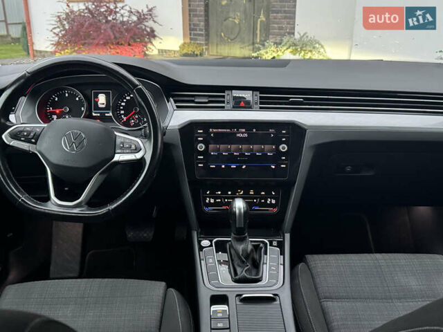 Фольксваген Пассат 2021 в Стрые на Automoto.ua Серый Фольксваген Пассат, объемом двигателя 1.97 л и пробегом 190 тыс. км за 19999 $, фото 17 на Automoto.ua
