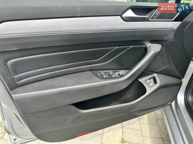 Сірий Фольксваген Пассат, об'ємом двигуна 1.4 л та пробігом 179 тис. км за 24990 $, фото 15 на Automoto.ua