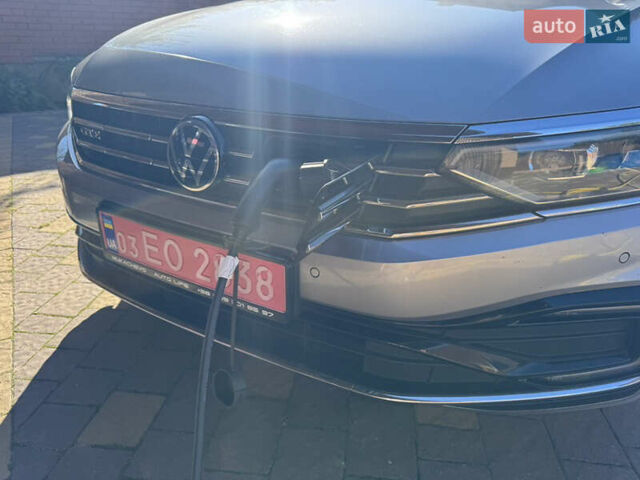 Сірий Фольксваген Пассат, об'ємом двигуна 1.4 л та пробігом 179 тис. км за 24990 $, фото 23 на Automoto.ua