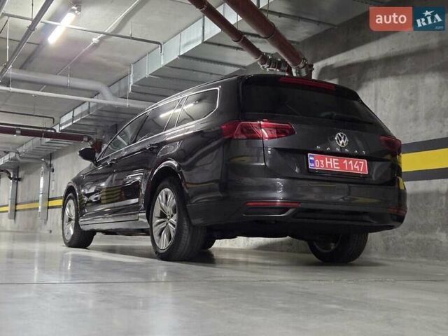 Сірий Фольксваген Пассат, об'ємом двигуна 2 л та пробігом 179 тис. км за 22990 $, фото 7 на Automoto.ua