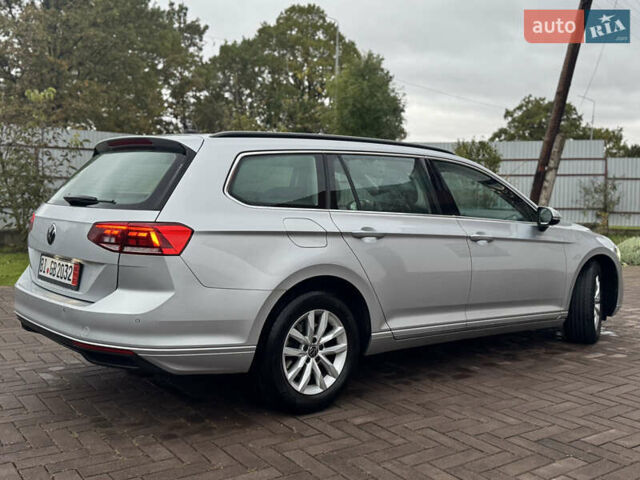 Фольксваген Пассат 2021 в Стрые на Automoto.ua Серый Фольксваген Пассат, объемом двигателя 1.97 л и пробегом 190 тыс. км за 19999 $, фото 12 на Automoto.ua