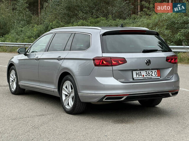 Серый Фольксваген Пассат, объемом двигателя 2 л и пробегом 181 тыс. км за 26499 $, фото 12 на Automoto.ua