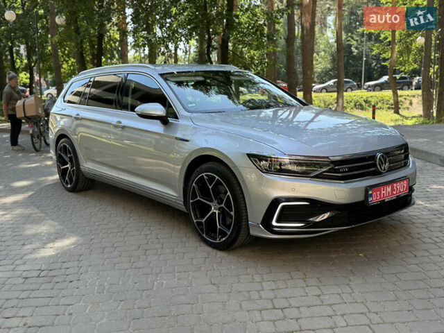 Сірий Фольксваген Пассат, об'ємом двигуна 1.4 л та пробігом 162 тис. км за 24999 $, фото 27 на Automoto.ua