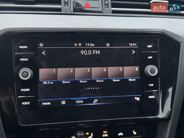 Фольксваген Пассат 2021 в Стрые на Automoto.ua Серый Фольксваген Пассат, объемом двигателя 1.97 л и пробегом 190 тыс. км за 19999 $, фото 24 на Automoto.ua