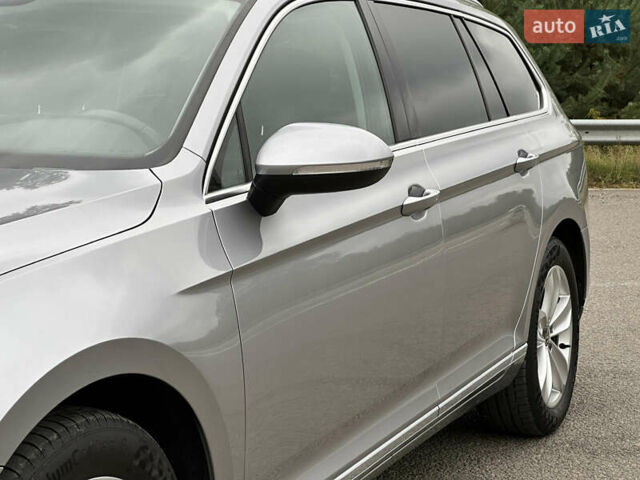 Серый Фольксваген Пассат, объемом двигателя 2 л и пробегом 181 тыс. км за 26499 $, фото 51 на Automoto.ua