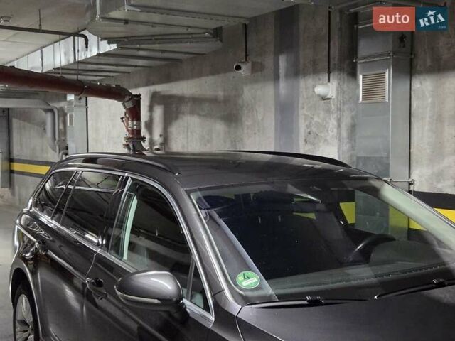 Сірий Фольксваген Пассат, об'ємом двигуна 2 л та пробігом 179 тис. км за 22990 $, фото 32 на Automoto.ua