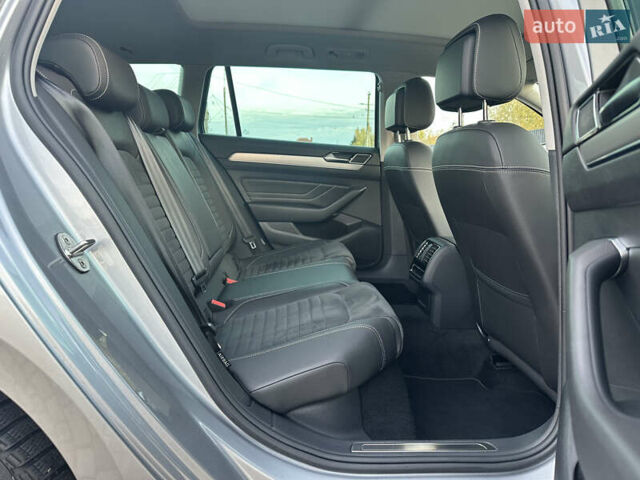 Сірий Фольксваген Пассат, об'ємом двигуна 1.97 л та пробігом 226 тис. км за 23999 $, фото 48 на Automoto.ua