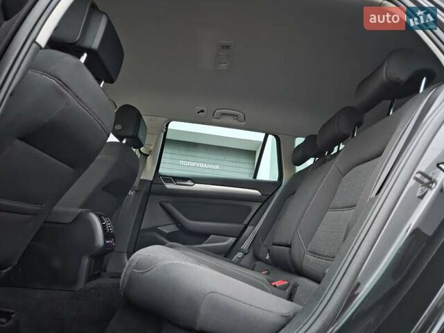 Сірий Фольксваген Пассат, об'ємом двигуна 2 л та пробігом 179 тис. км за 22990 $, фото 159 на Automoto.ua