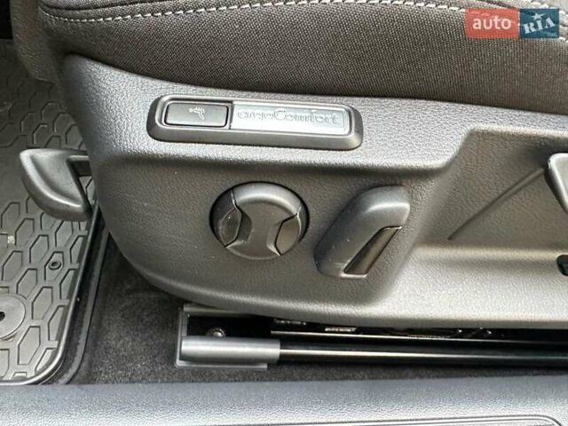 Серый Фольксваген Пассат, объемом двигателя 2 л и пробегом 219 тыс. км за 24308 $, фото 9 на Automoto.ua