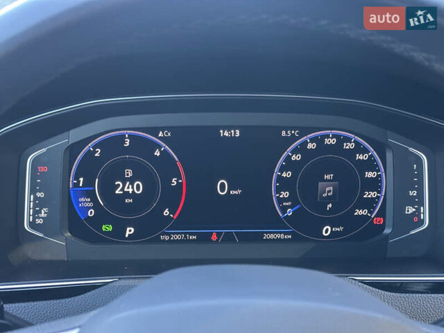 Серый Фольксваген Пассат, объемом двигателя 2 л и пробегом 208 тыс. км за 21999 $, фото 77 на Automoto.ua