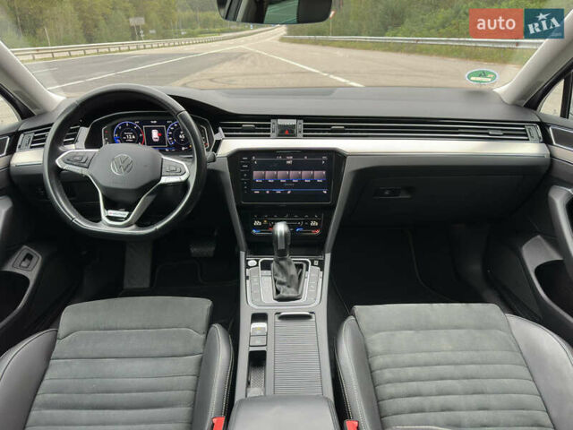 Серый Фольксваген Пассат, объемом двигателя 2 л и пробегом 181 тыс. км за 26499 $, фото 87 на Automoto.ua