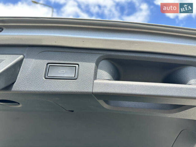 Сірий Фольксваген Пассат, об'ємом двигуна 1.4 л та пробігом 179 тис. км за 24990 $, фото 22 на Automoto.ua
