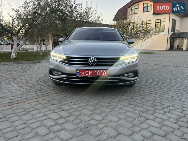 Серый Фольксваген Пассат, объемом двигателя 1.97 л и пробегом 195 тыс. км за 22500 $, фото 1 на Automoto.ua