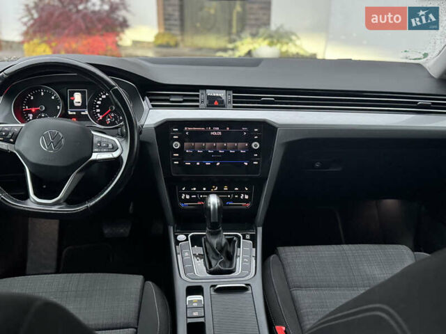 Фольксваген Пассат 2021 в Стрые на Automoto.ua Серый Фольксваген Пассат, объемом двигателя 1.97 л и пробегом 190 тыс. км за 19999 $, фото 18 на Automoto.ua