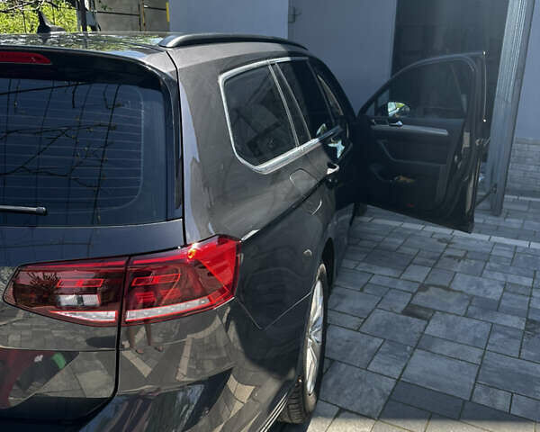 Фольксваген Пассат 2021 в Львове на Automoto.ua Серый Фольксваген Пассат, объемом двигателя 1.98 л и пробегом 207 тыс. км за 21500 $, фото 9 на Automoto.ua