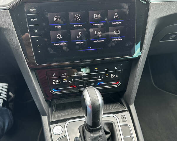 Сірий Фольксваген Пассат, об'ємом двигуна 1.4 л та пробігом 179 тис. км за 24990 $, фото 8 на Automoto.ua