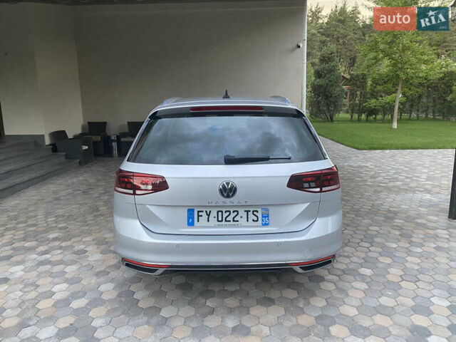Фольксваген Пассат 2021 в Киеве на Automoto.ua Серый Фольксваген Пассат, объемом двигателя 2 л и пробегом 224 тыс. км за 22300 $, фото 4 на Automoto.ua
