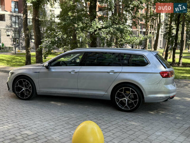 Сірий Фольксваген Пассат, об'ємом двигуна 1.4 л та пробігом 162 тис. км за 24999 $, фото 8 на Automoto.ua