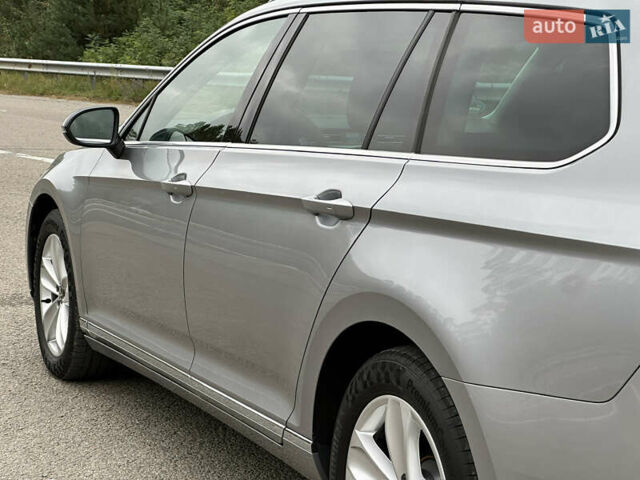 Серый Фольксваген Пассат, объемом двигателя 2 л и пробегом 181 тыс. км за 26699 $, фото 50 на Automoto.ua