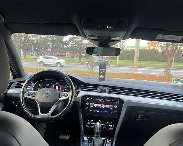 Серый Фольксваген Пассат, объемом двигателя 1.97 л и пробегом 180 тыс. км за 24999 $, фото 34 на Automoto.ua