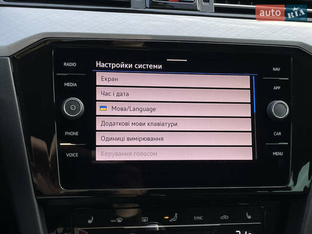 Серый Фольксваген Пассат, объемом двигателя 2 л и пробегом 195 тыс. км за 20954 $, фото 68 на Automoto.ua