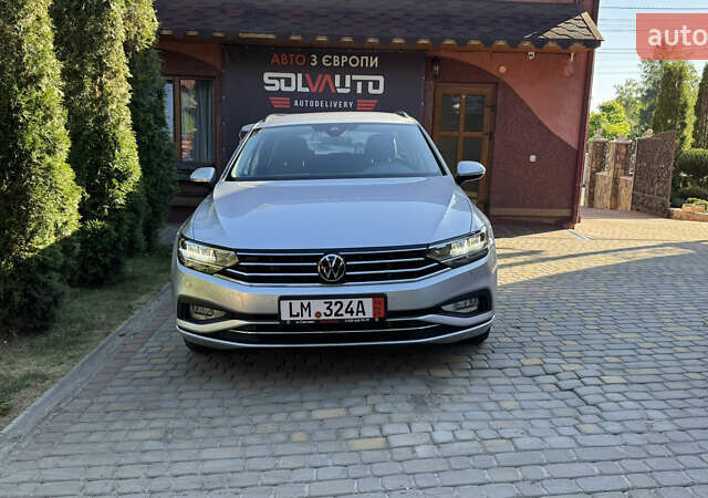 Серый Фольксваген Пассат, объемом двигателя 1.97 л и пробегом 175 тыс. км за 22741 $, фото 76 на Automoto.ua