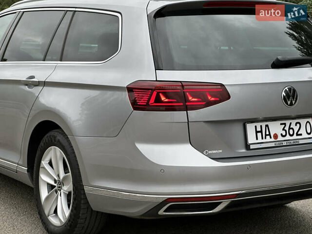 Серый Фольксваген Пассат, объемом двигателя 2 л и пробегом 181 тыс. км за 26699 $, фото 53 на Automoto.ua