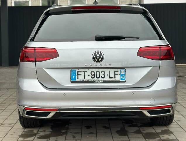 Сірий Фольксваген Пассат, об'ємом двигуна 2 л та пробігом 248 тис. км за 23900 $, фото 13 на Automoto.ua