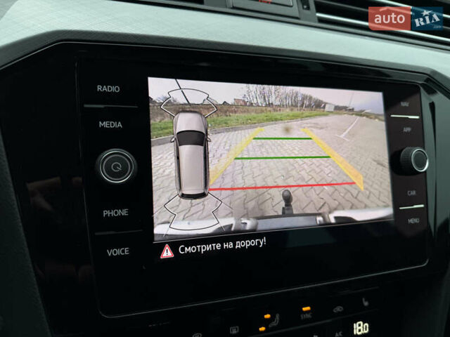 Сірий Фольксваген Пассат, об'ємом двигуна 2 л та пробігом 220 тис. км за 23975 $, фото 22 на Automoto.ua