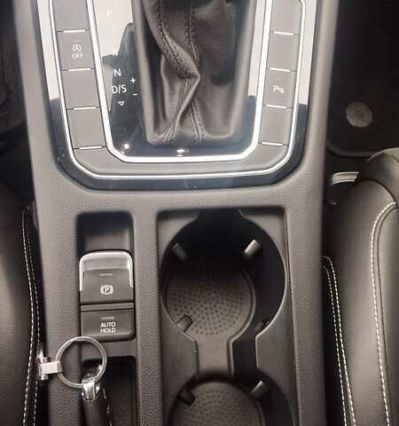 Сірий Фольксваген Пассат, об'ємом двигуна 2 л та пробігом 230 тис. км за 21300 $, фото 31 на Automoto.ua