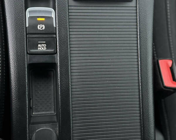 Фольксваген Пассат 2021 в Стрые на Automoto.ua Серый Фольксваген Пассат, объемом двигателя 1.97 л и пробегом 190 тыс. км за 19999 $, фото 20 на Automoto.ua