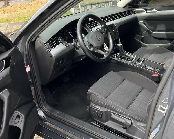 Фольксваген Пассат 2021 у Луцьку на Automoto.ua Сірий Фольксваген Пассат, об'ємом двигуна 1.97 л та пробігом 160 тис. км за 22300 $, фото 10 на Automoto.ua