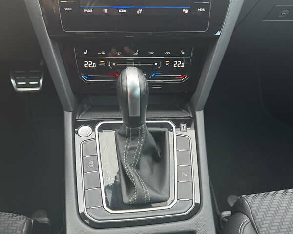 Серый Фольксваген Пассат, объемом двигателя 2 л и пробегом 208 тыс. км за 22700 $, фото 43 на Automoto.ua