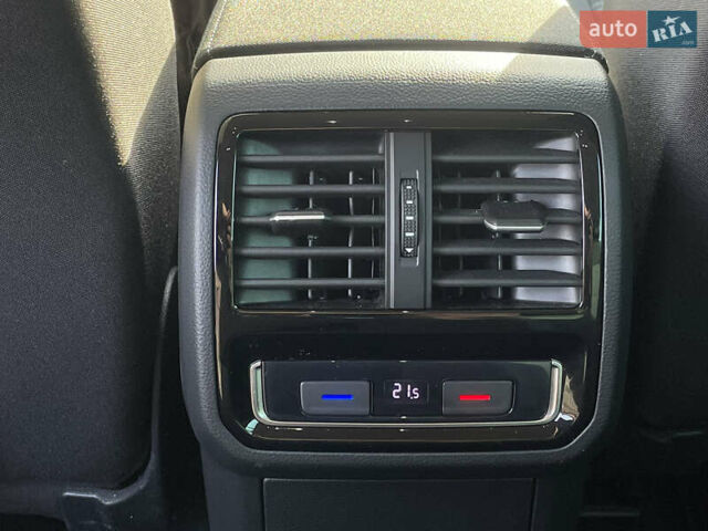 Серый Фольксваген Пассат, объемом двигателя 2 л и пробегом 195 тыс. км за 20954 $, фото 24 на Automoto.ua