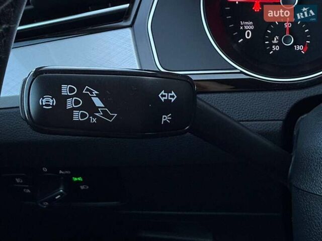 Серый Фольксваген Пассат, объемом двигателя 1.97 л и пробегом 179 тыс. км за 20900 $, фото 27 на Automoto.ua