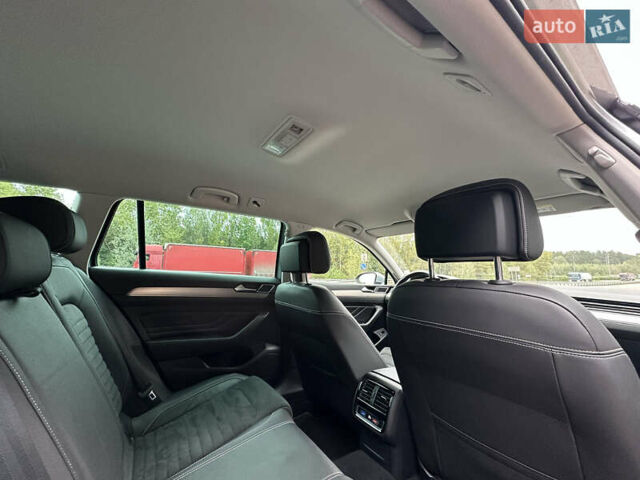 Серый Фольксваген Пассат, объемом двигателя 2 л и пробегом 181 тыс. км за 26699 $, фото 81 на Automoto.ua