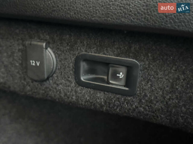 Фольксваген Пассат 2021 в Стрые на Automoto.ua Серый Фольксваген Пассат, объемом двигателя 1.97 л и пробегом 190 тыс. км за 19999 $, фото 53 на Automoto.ua