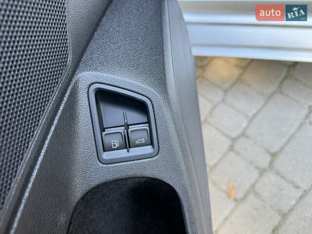 Сірий Фольксваген Пассат, об'ємом двигуна 1.4 л та пробігом 162 тис. км за 24999 $, фото 48 на Automoto.ua